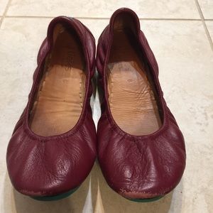 Burgundy Classic Tieks size 8